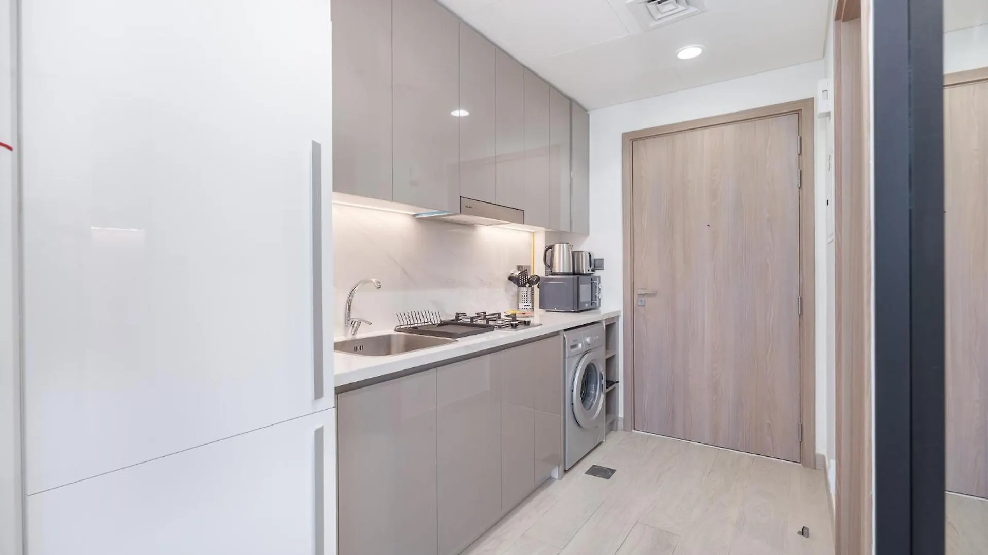 Modern Sophistication - A Dream Studio Dubai
